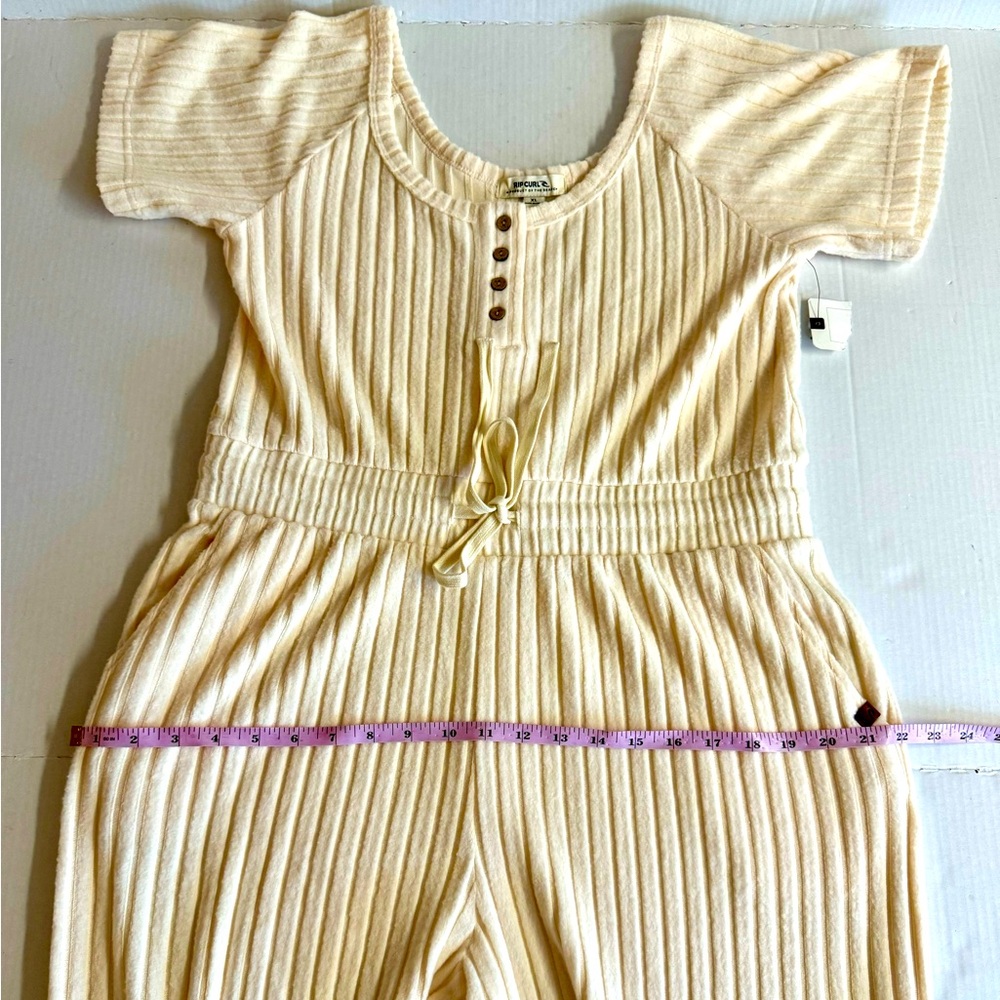 NWOT Rip Curl Cozy Jumpsuit- cream cozy fuzzy elastic waist ribbed .Size XL - Picture 11 of 14